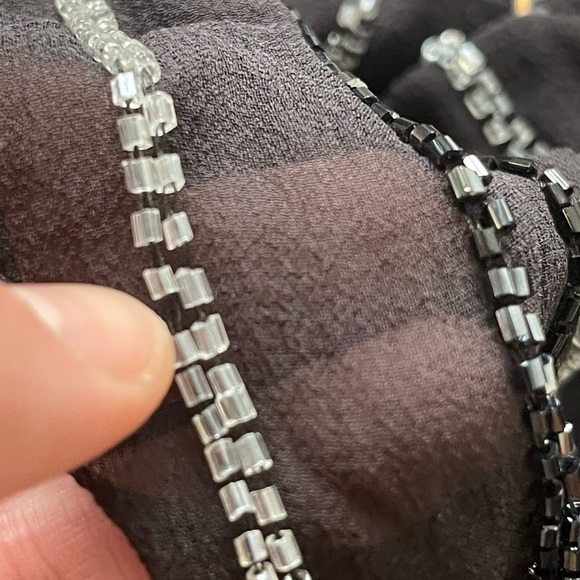 TILO Scarves Sparkle ❤️ Gorgeous hand-beaded with a gorgeous weight like jewelry - Picture 7 of 11